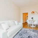 Old Town Doma View 1br