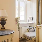 Old Town Doma View 1br *