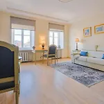 Old Town Doma View 1br Daire *