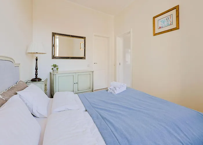 Old Town Doma View 1br *