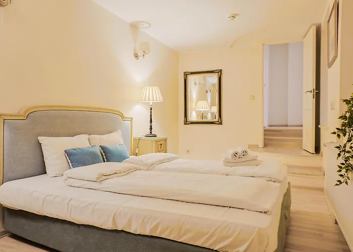 Old Town Doma View 1br * Riga