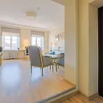 Apartment Old Town Doma View 1br *